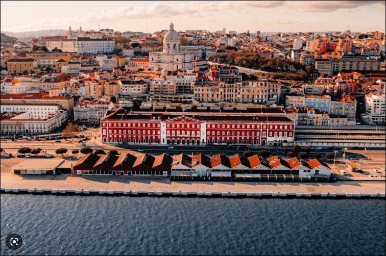 Terrasse Ensoleillee Lisbon